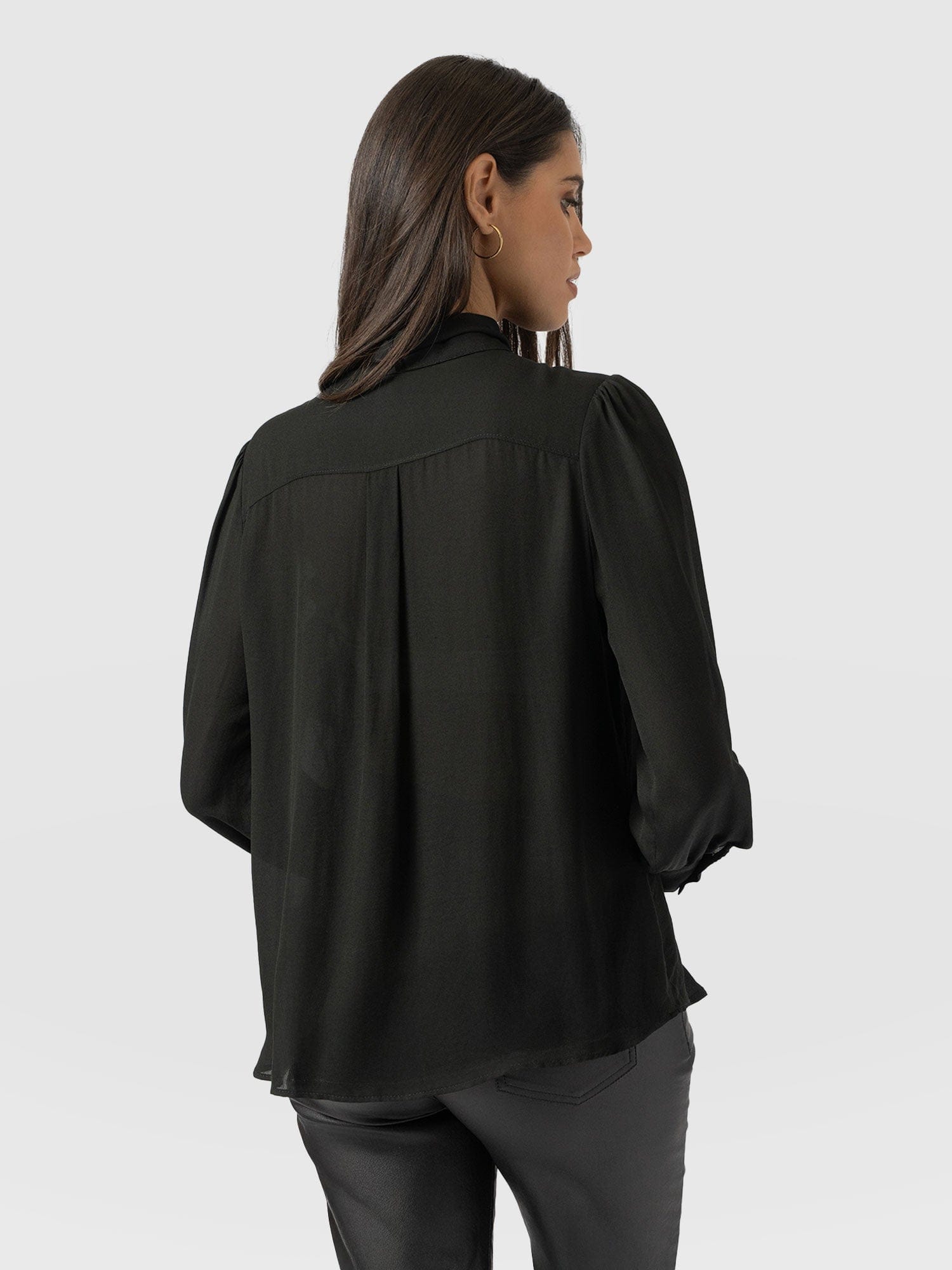 Paxton Pussybow Blouse Black - Women's Blouses | Saint + Sofia® US